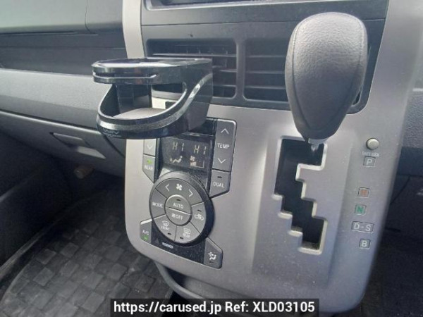 Used 2008 AT toyota noah ZRR70G Image[26]