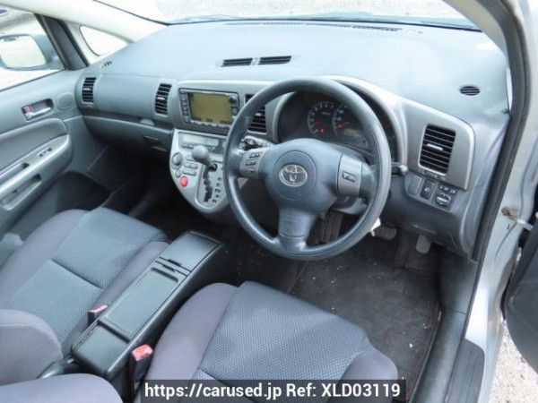 Used 2003 AT toyota wish ZNE10G Image[14]