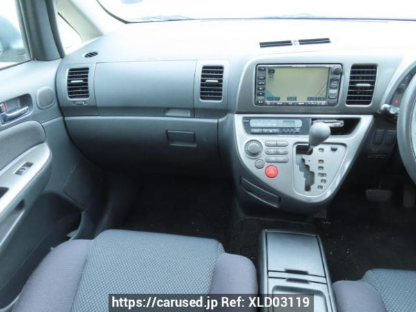 Used 2003 AT toyota wish ZNE10G Image[21]