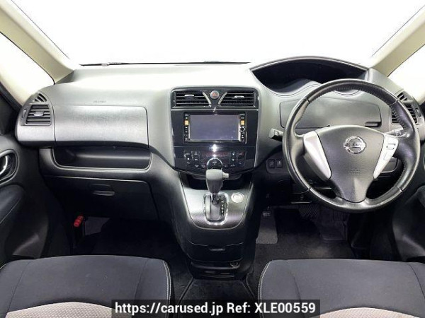 Used 2013 CVT nissan serena DAA-HC26 Image[1]