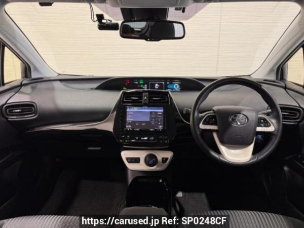 Used 2018 AT toyota prius ZVW50 Image[1]