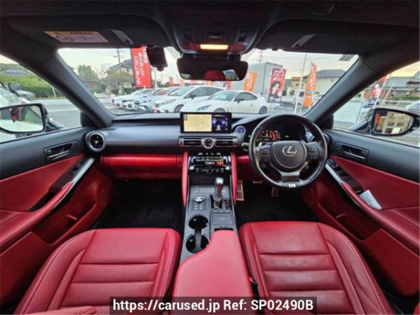 Used 2020 AT lexus is AVE30 Image[1]