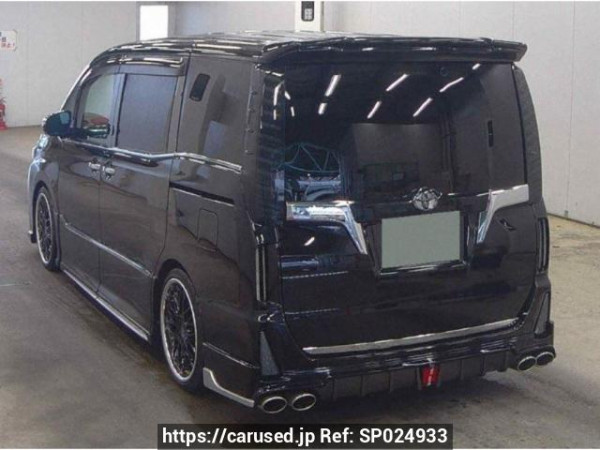 Used 2015 AT toyota voxy ZRR85W Image[1]