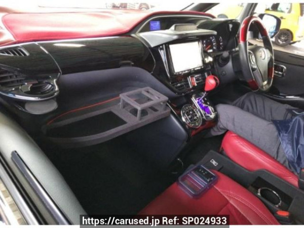 Used 2015 AT toyota voxy ZRR85W Image[2]