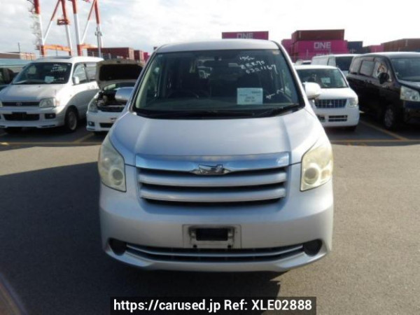 Used 2010 AT toyota noah ZRR70G Image[1]