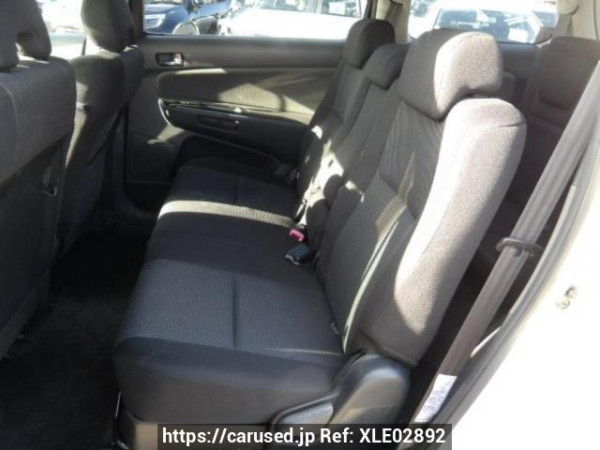 Used 2004 AT toyota wish ZNE10G Image[12]
