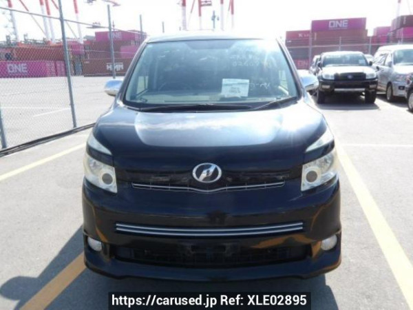 Used 2009 AT toyota voxy ZRR70W Image[1]