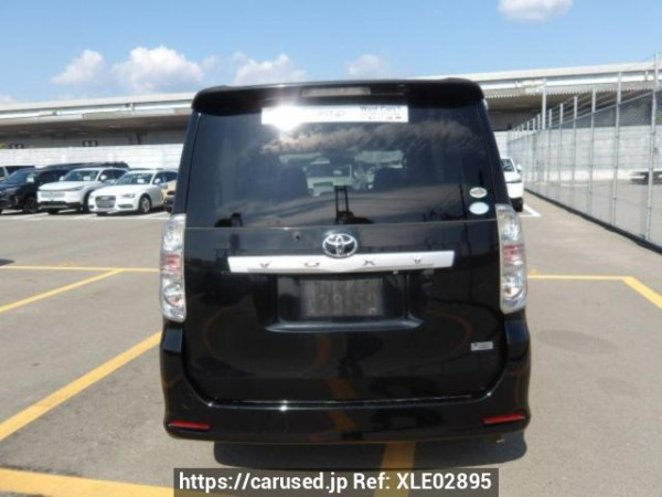Used 2009 AT toyota voxy ZRR70W Image[4]