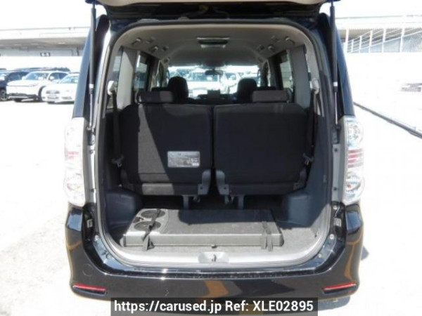 Used 2009 AT toyota voxy ZRR70W Image[6]