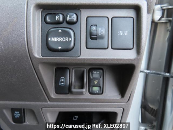 Used 2007 AT toyota sienta NCP81G Image[32]