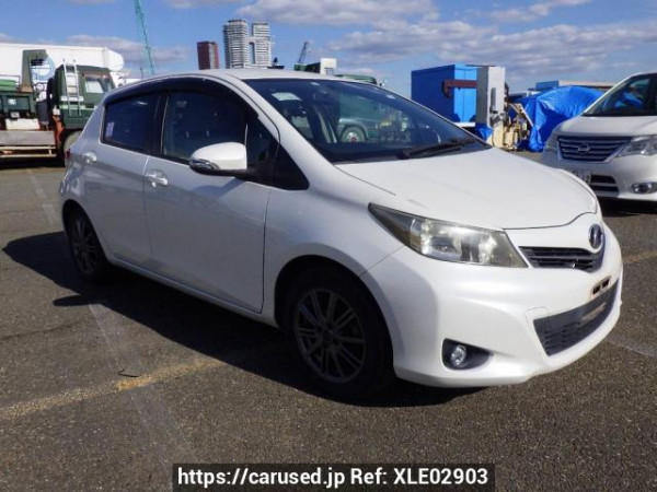 Used 2011 AT toyota vitz NSP130 Image[0]