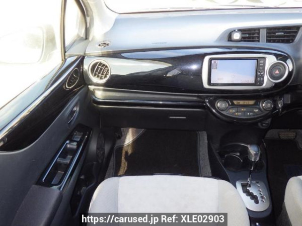 Used 2011 AT toyota vitz NSP130 Image[18]