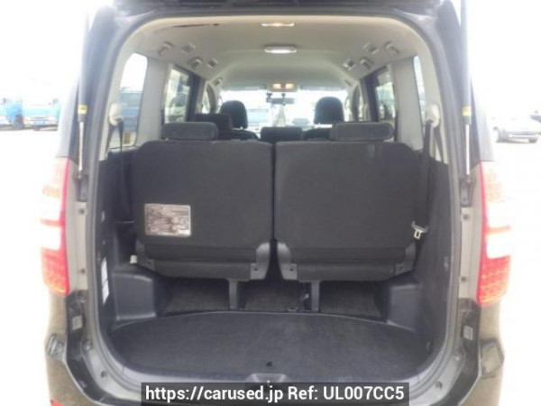 Used 2013 AT toyota noah ZRR70G Image[8]