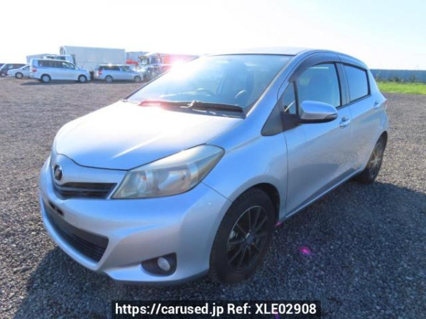 Used 2013 AT toyota vitz NSP130 Image[2]
