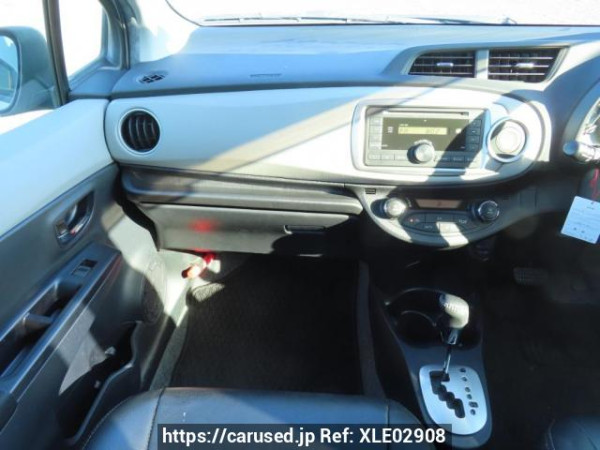 Used 2013 AT toyota vitz NSP130 Image[19]