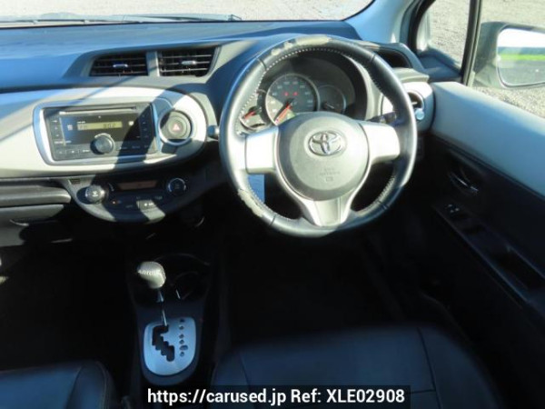 Used 2013 AT toyota vitz NSP130 Image[20]