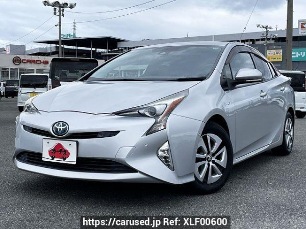 Used 2016 CVT toyota prius DAA-ZVW51 Image[0]