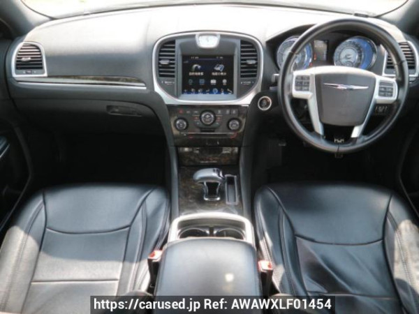 Used 2013 AT chrysler 300 LX36 Image[17]