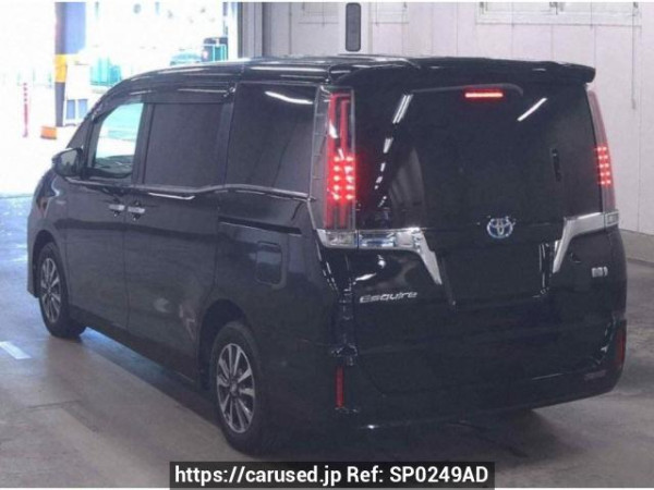 Used 2018 AT toyota esquire ZWR80G Image[1]