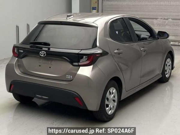 Used 2021 AT toyota yaris MXPH10 Image[1]