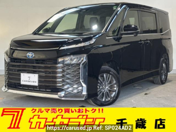 Used 2022 AT toyota voxy ZWR95W Image[0]