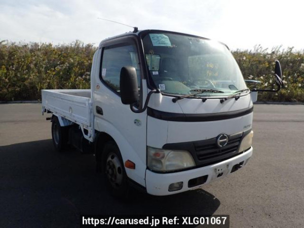 Used 2009 MT hino dutro XZU304X Image[0]