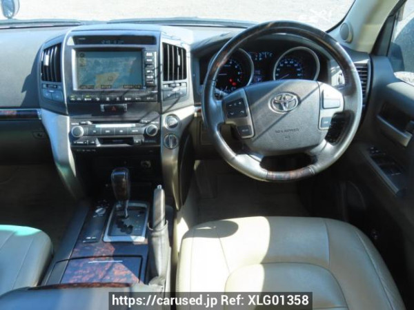 Used 2008 AT toyota land-cruiser UZJ200W Image[23]