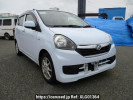 Daihatsu Mira e:S LA300S