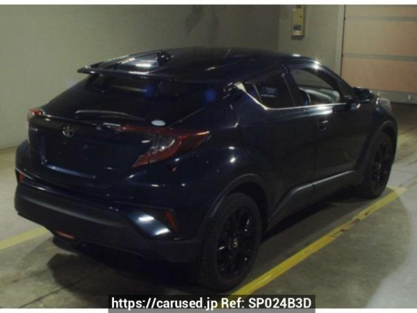 Used 2019 AT toyota c-hr NGX50 Image[1]