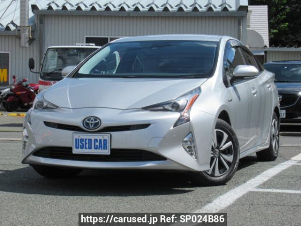 Used 2016 AT toyota prius ZVW55 Image[0]