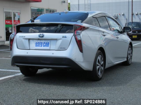 Used 2016 AT toyota prius ZVW55 Image[1]