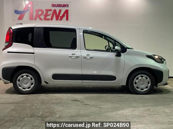 Used 2024 AT toyota sienta MXPL15G Image[1]