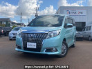 Toyota Esquire ZRR85G
