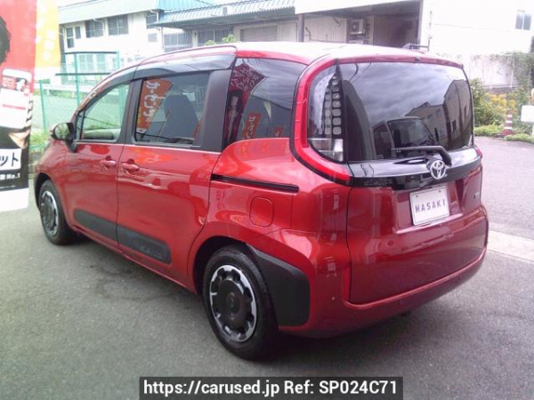 Used 2023 AT toyota sienta MXPL10G Image[1]