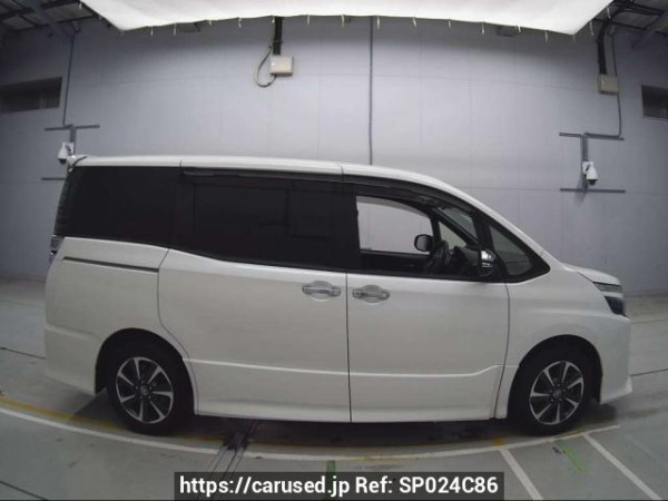 Used 2018 AT toyota voxy ZRR80W Image[2]
