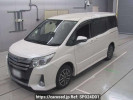 Toyota Noah ZRR80Wｶｲ