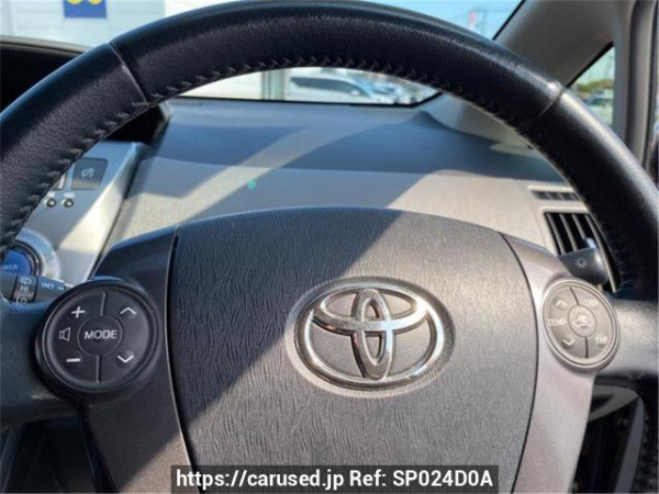 Used 2014 AT toyota prius-alpha ZVW41W Image[2]