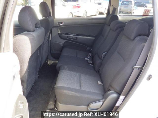 Used 2004 AT toyota wish ZNE10G Image[18]
