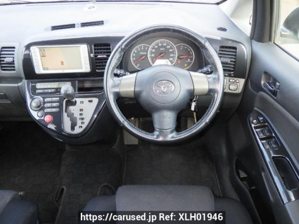 Used 2004 AT toyota wish ZNE10G Image[22]