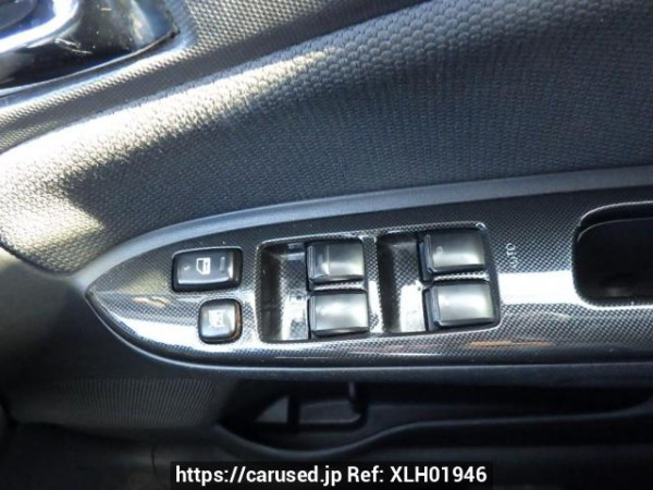 Used 2004 AT toyota wish ZNE10G Image[31]