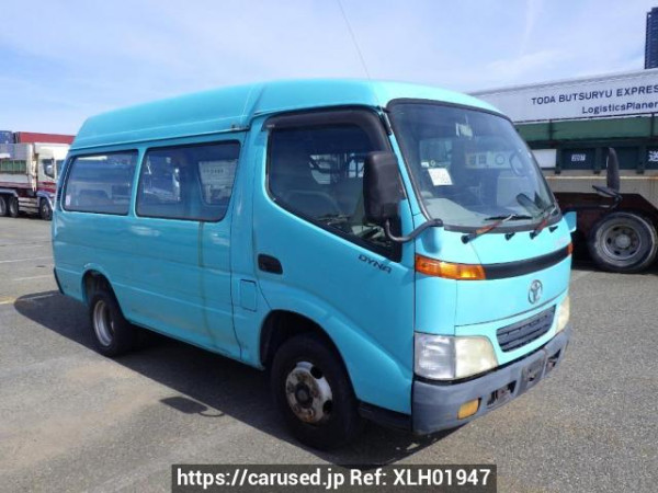 Used 2002 MT toyota dyna-route-van BU306V Image[0]