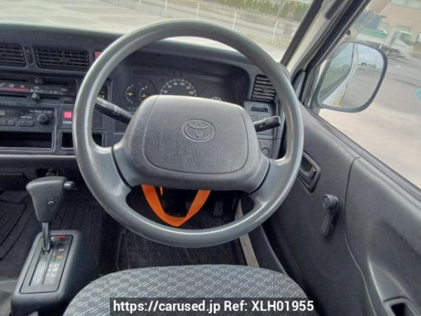 Used 2003 AT toyota hiace-van TRH112V Image[19]