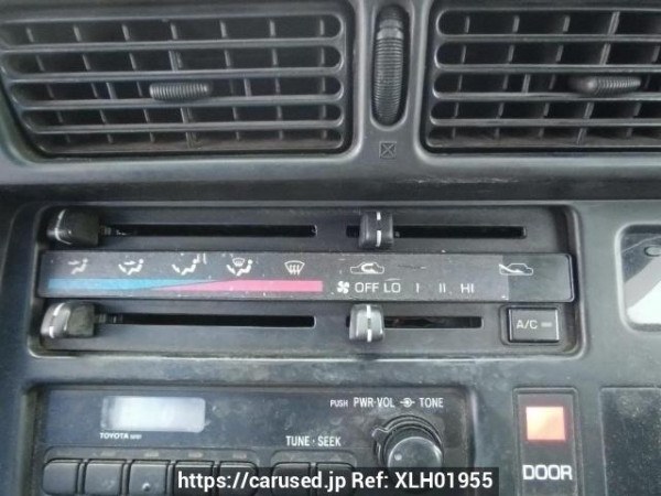 Used 2003 AT toyota hiace-van TRH112V Image[22]