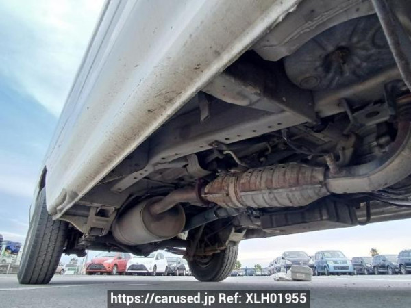 Used 2003 AT toyota hiace-van TRH112V Image[33]