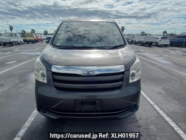 Used 2009 AT toyota noah ZRR70G Image[1]