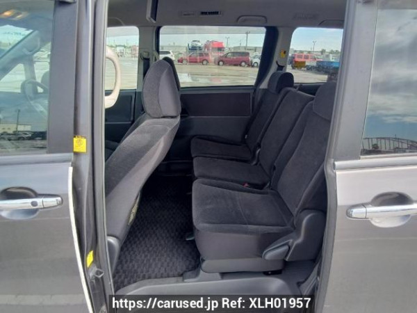 Used 2009 AT toyota noah ZRR70G Image[17]