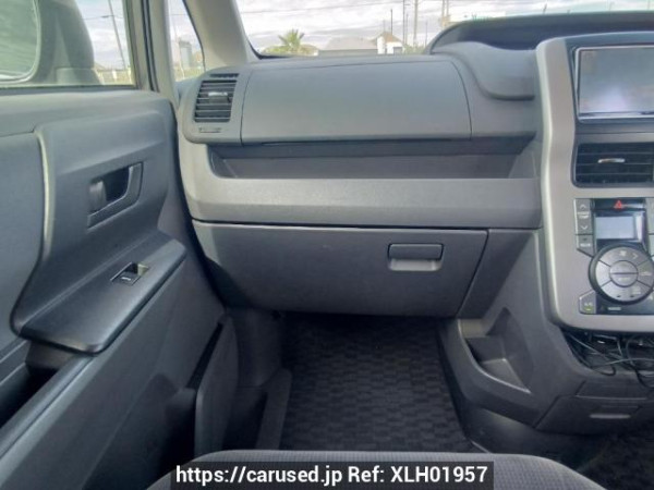 Used 2009 AT toyota noah ZRR70G Image[20]