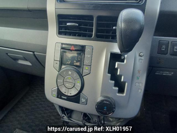 Used 2009 AT toyota noah ZRR70G Image[27]