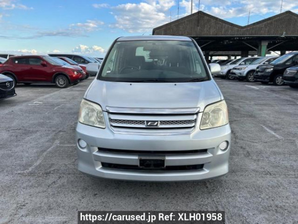 Used 2004 AT toyota noah AZR60G Image[1]