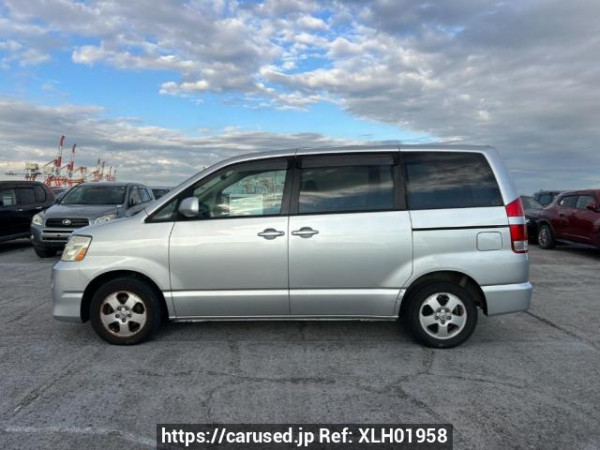 Used 2004 AT toyota noah AZR60G Image[3]